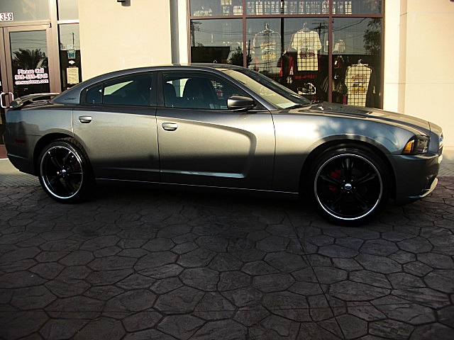ChargerGRAY2011/523a34.JPG