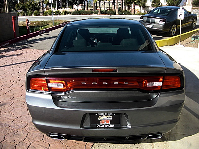 ChargerGRAY2011/24q28.JPG