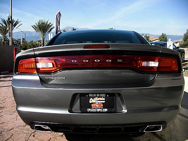 ChargerGRAY2011/24q28.JPG