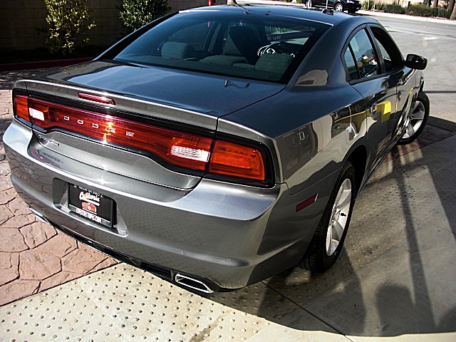 ChargerGRAY2011/24q28.JPG