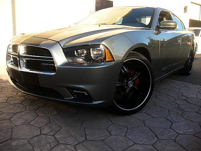 ChargerGRAY2011/523a34.JPG