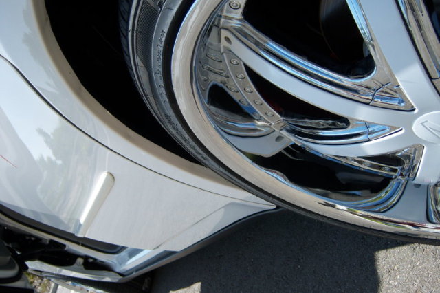 ChargerLamboWhite/lambo1a.jpg