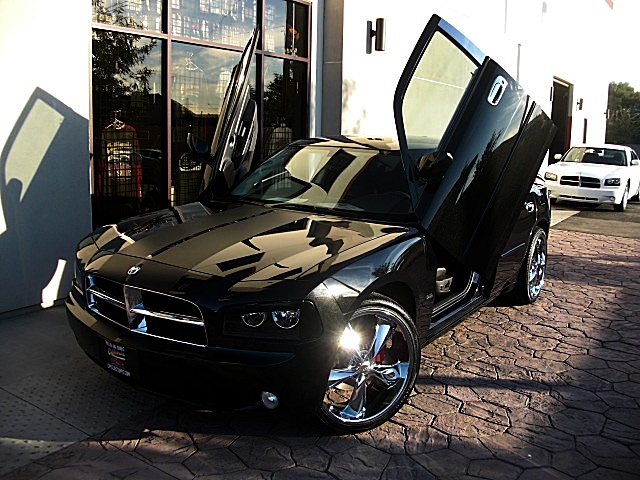 ChargerSXTlamboBLK/26w39.JPG