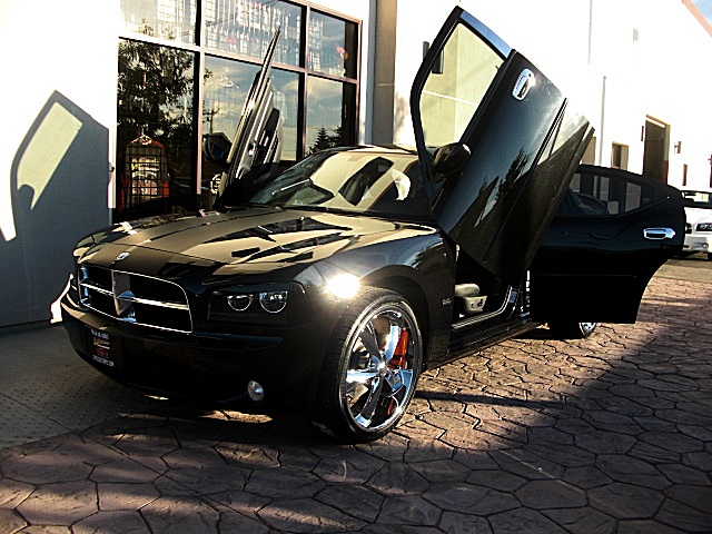 ChargerSXTlamboBLK/26w39.JPG