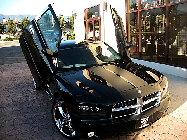 ChargerSXTlamboBLK/26w39.JPG