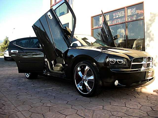 ChargerSXTlamboBLK/26w39.JPG