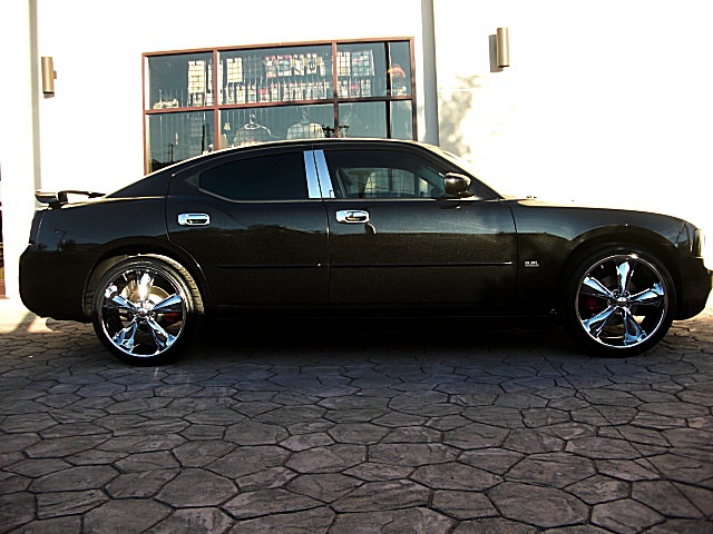 ChargerSXTlamboBLK/26w39.JPG