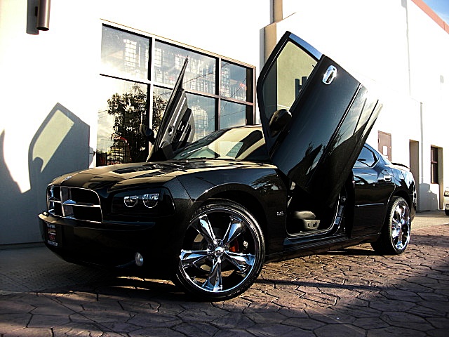 ChargerSXTlamboBLK/26w39.JPG