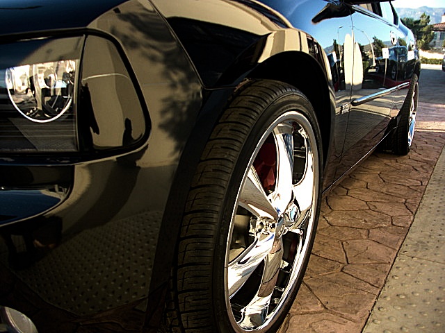 ChargerSXTlamboBLK/26w75.JPG