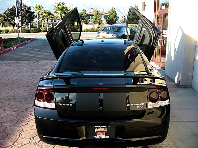 ChargerSXTlamboBLK/26w39.JPG