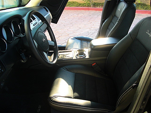 ChargerSXTlamboBLK/26w66.JPG