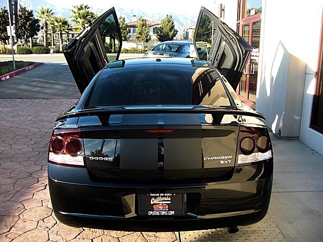 ChargerSXTlamboBLK/26w39.JPG