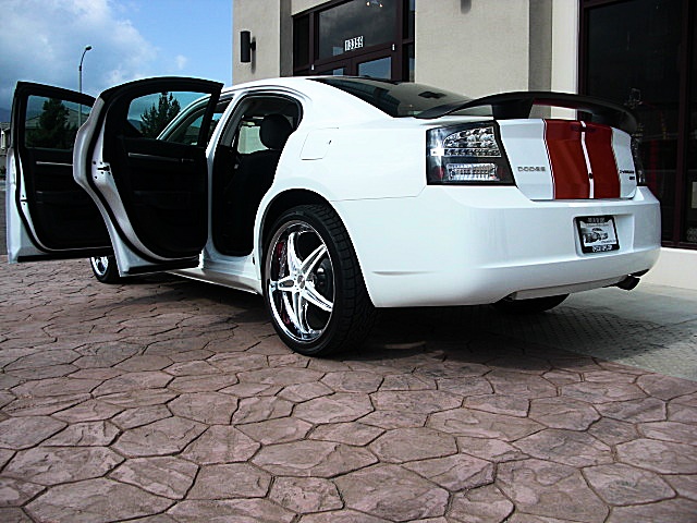 ChargerWhitStripes/1w31.JPG