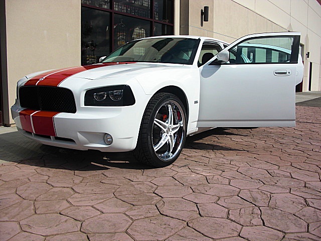 ChargerWhitStripes/1w31.JPG