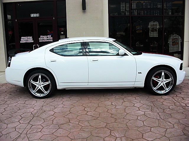 ChargerWhitStripes/1w47.JPG