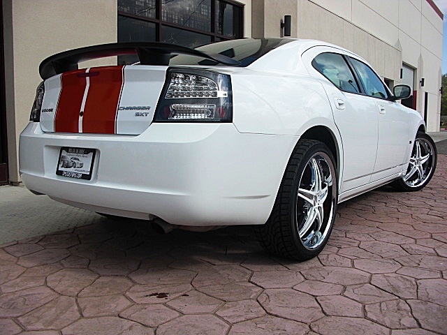 ChargerWhitStripes/1w47.JPG