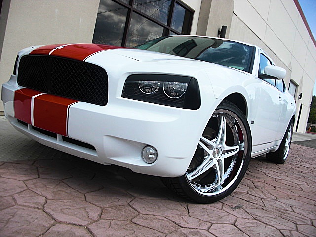ChargerWhitStripes/1w9.JPG