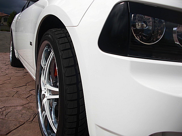 ChargerWhitStripes/1w52.JPG