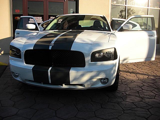 ChargerWhitStripes/24e54.JPG