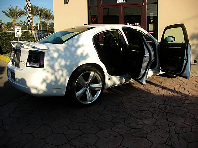 ChargerWhitStripes/24e54.JPG