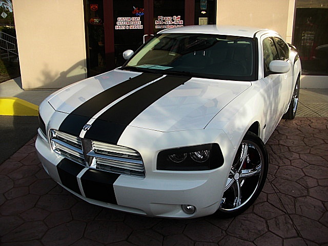 ChargerWhitStripes/24w34.JPG