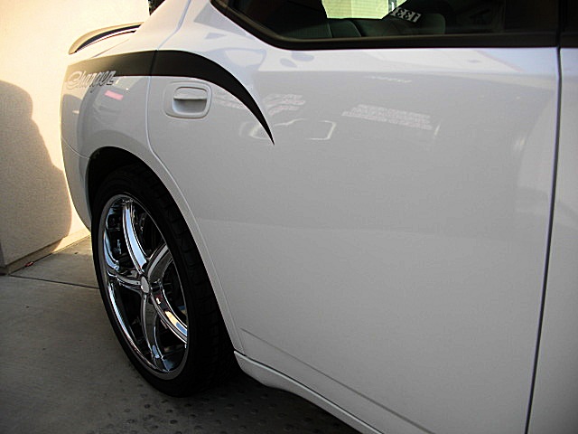 ChargerWhitStripes/24w34.JPG
