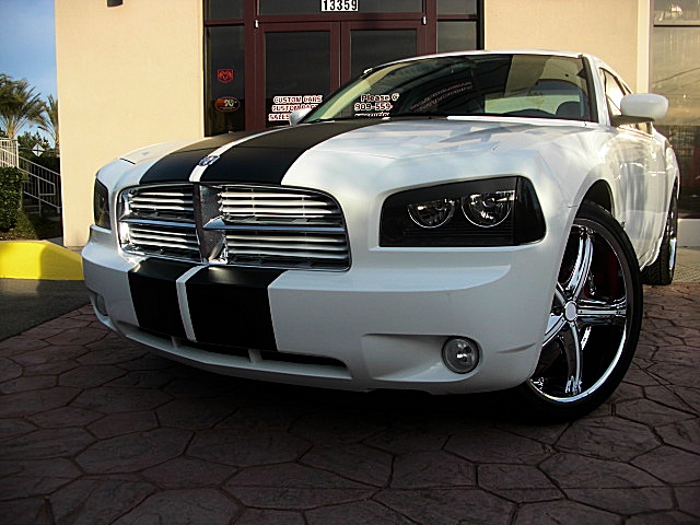 ChargerWhitStripes/24w34.JPG
