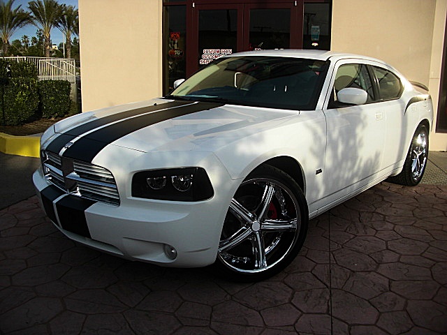 ChargerWhitStripes/24w34.JPG