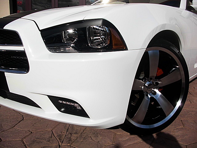 ChargerWhite2011/22a79.JPG