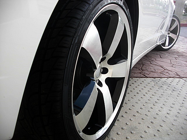 ChargerWhite2011/22a79.JPG