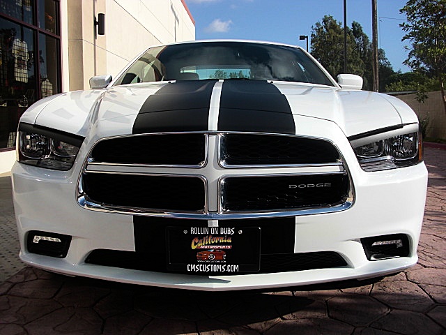 ChargerWhite2011/22a75.JPG