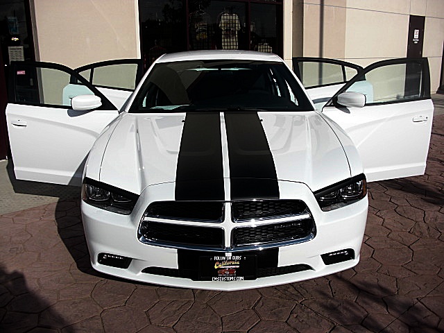 ChargerWhite2011/22a75.JPG