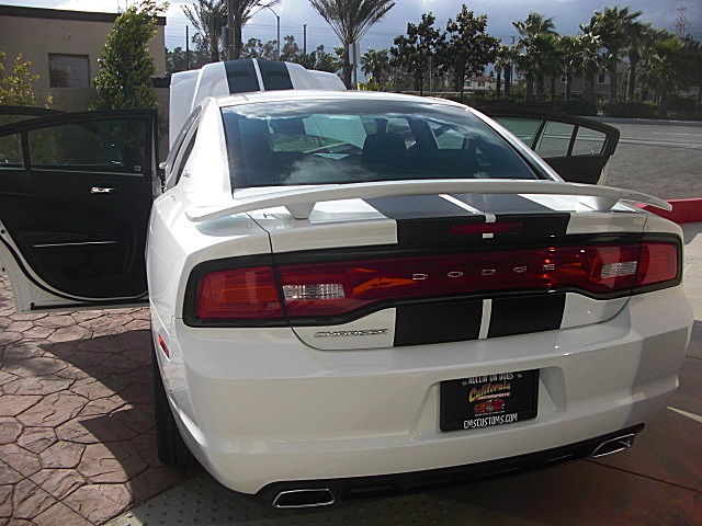 ChargerWhite2011/22a75.JPG