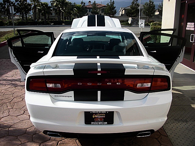 ChargerWhite2011/22a75.JPG