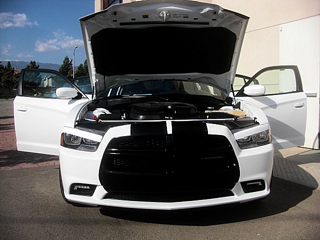 ChargerWhite2011/24a120.JPG