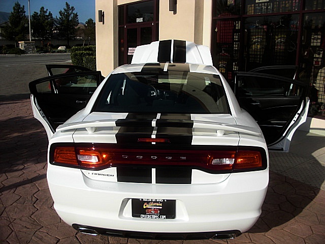 ChargerWhite2011/24a120.JPG