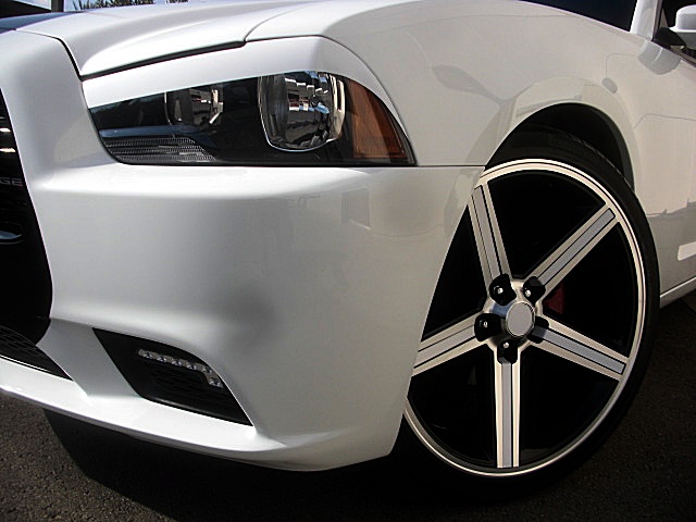 ChargerWhite2011/24a118.JPG
