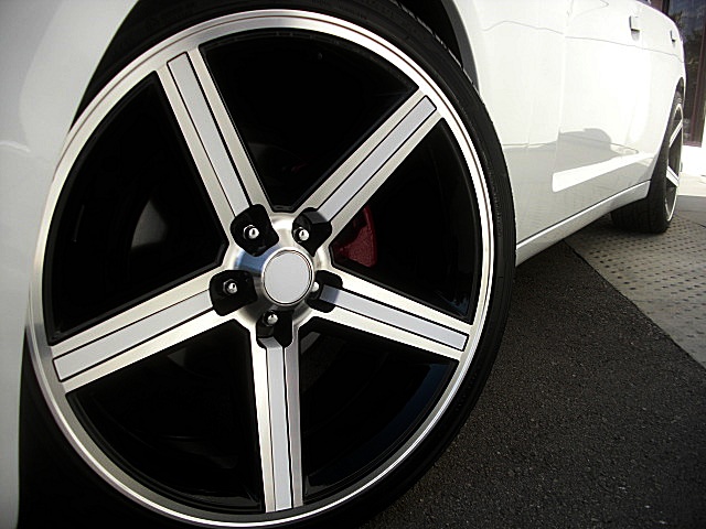 ChargerWhite2011/24a118.JPG