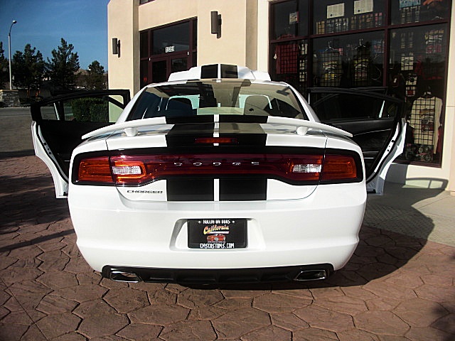ChargerWhite2011/24a120.JPG