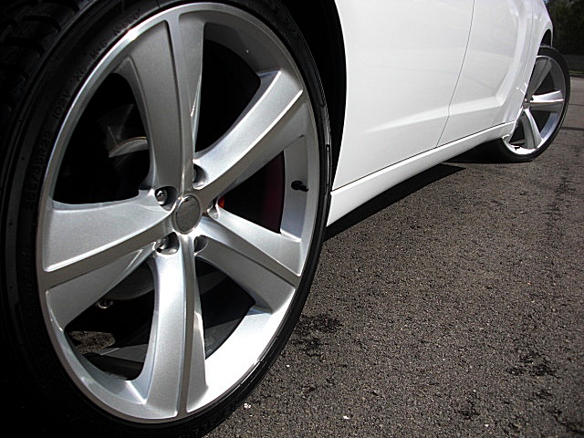 ChargerWhite2011/24e9.JPG