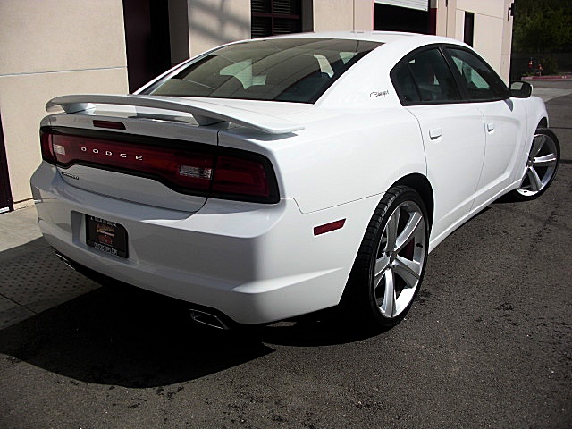 ChargerWhite2011/24e58.JPG