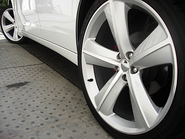 ChargerWhite2011/24e60.JPG
