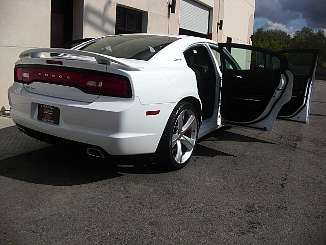 ChargerWhite2011/24e58.JPG
