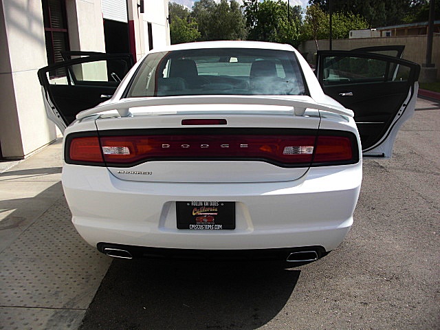 ChargerWhite2011/24e58.JPG