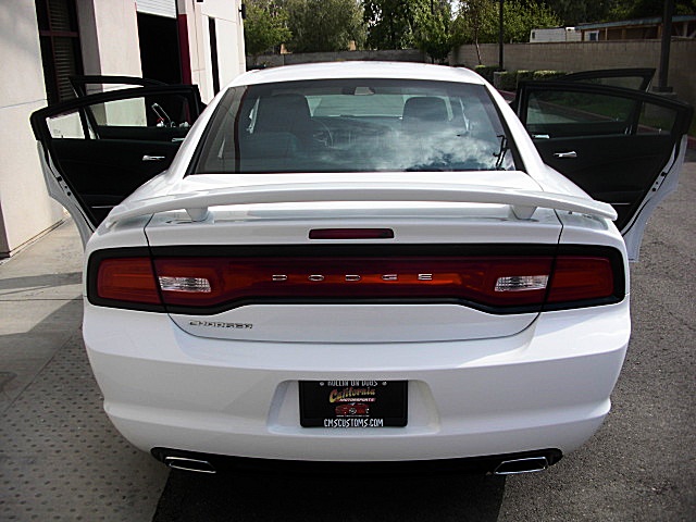 ChargerWhite2011/24e58.JPG