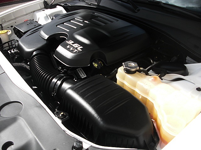 ChargerWhite2011/24f13.JPG