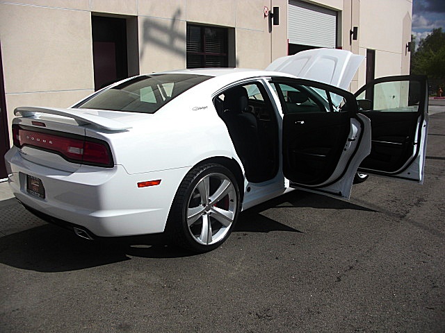 ChargerWhite2011/24e58.JPG