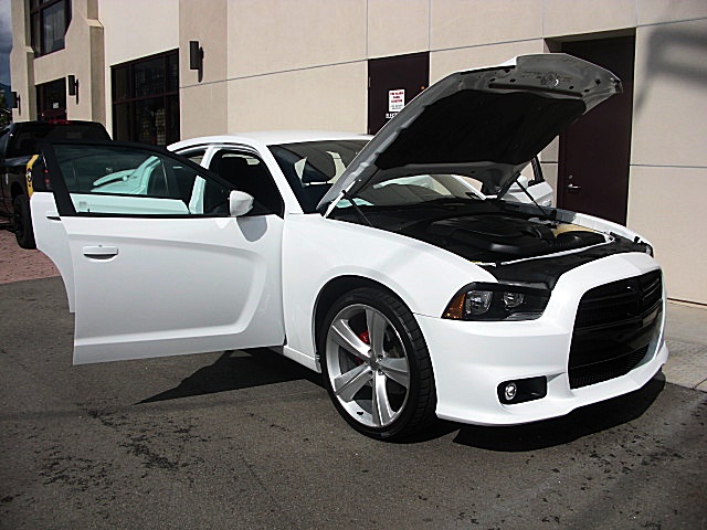 ChargerWhite2011/24e58.JPG