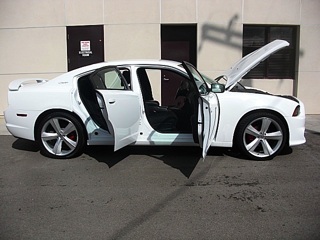ChargerWhite2011/24e58.JPG