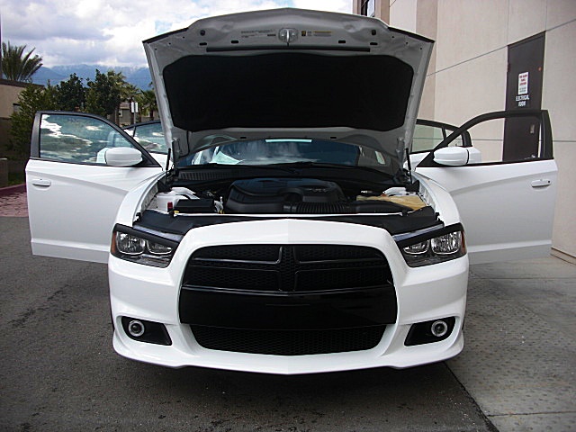 ChargerWhite2011/24e58.JPG